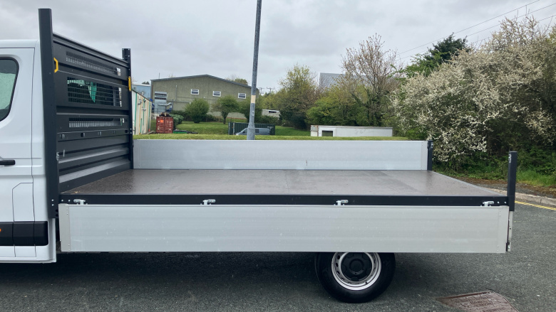 Renault Master Lwb Diesel Fwd LL35dCi 150 Advance Low Roof Dropside